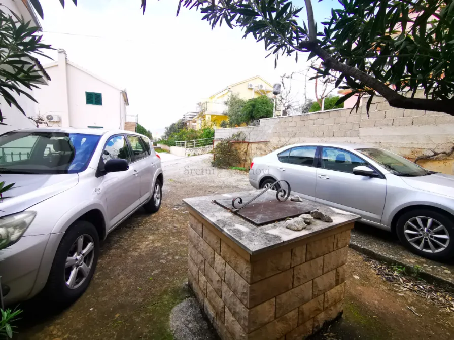 kuća čiovo, okrug gornji - slika 9