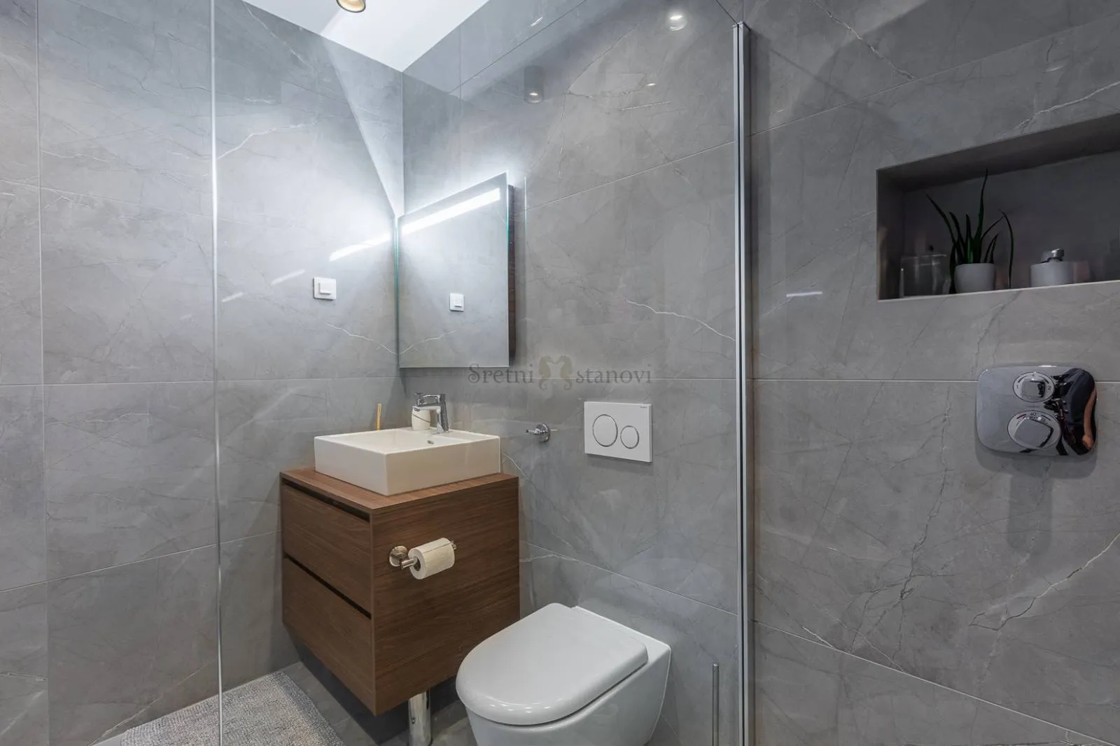 opatija luksuzni penthouse stan, pogled i blizina mora, 3s+db - slika 23