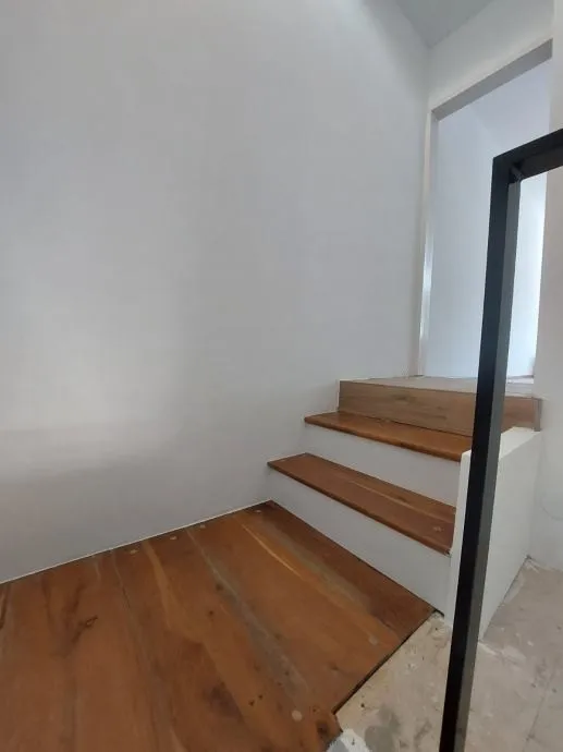 stan: osijek, centar, 77.00 m2 (prodaja) - slika 11