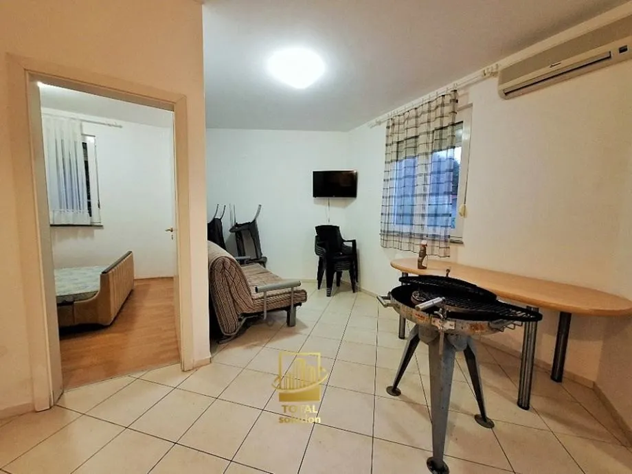 pakoštane, dvosobni apartman 41 m2 u prizemlju, 400 metara od mora - slika 5