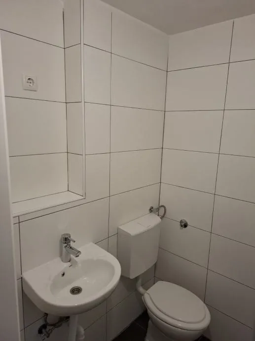 stan: postira, brač, 99.00 m2, prizemlje sa vrtom i parkirnim mjestom - slika 20