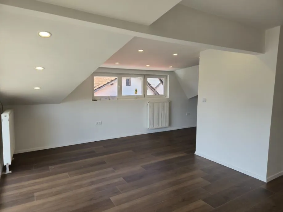 stan: zagreb (donja dubrava), 82.00 m2, samo 1800e/m2 (prodaja) - slika 10
