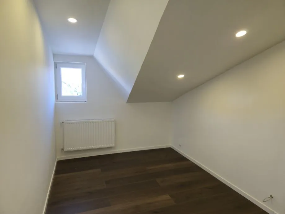 stan: zagreb (donja dubrava), 82.00 m2, samo 1800e/m2 (prodaja) - slika 11