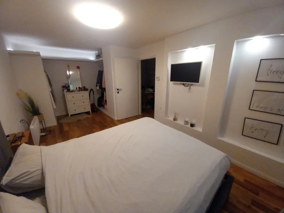 Stan: Zagreb (Voćarsko naselje) Bauerova ,Dvosobni uređeni 35.00 m2 (p