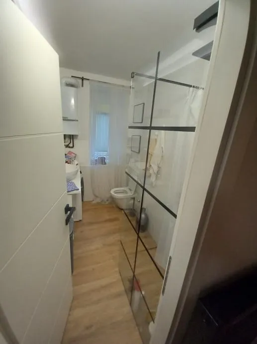 stan: zagreb (voćarsko naselje) bauerova ,dvosobni uređeni 35.00 m2 (p - slika 8