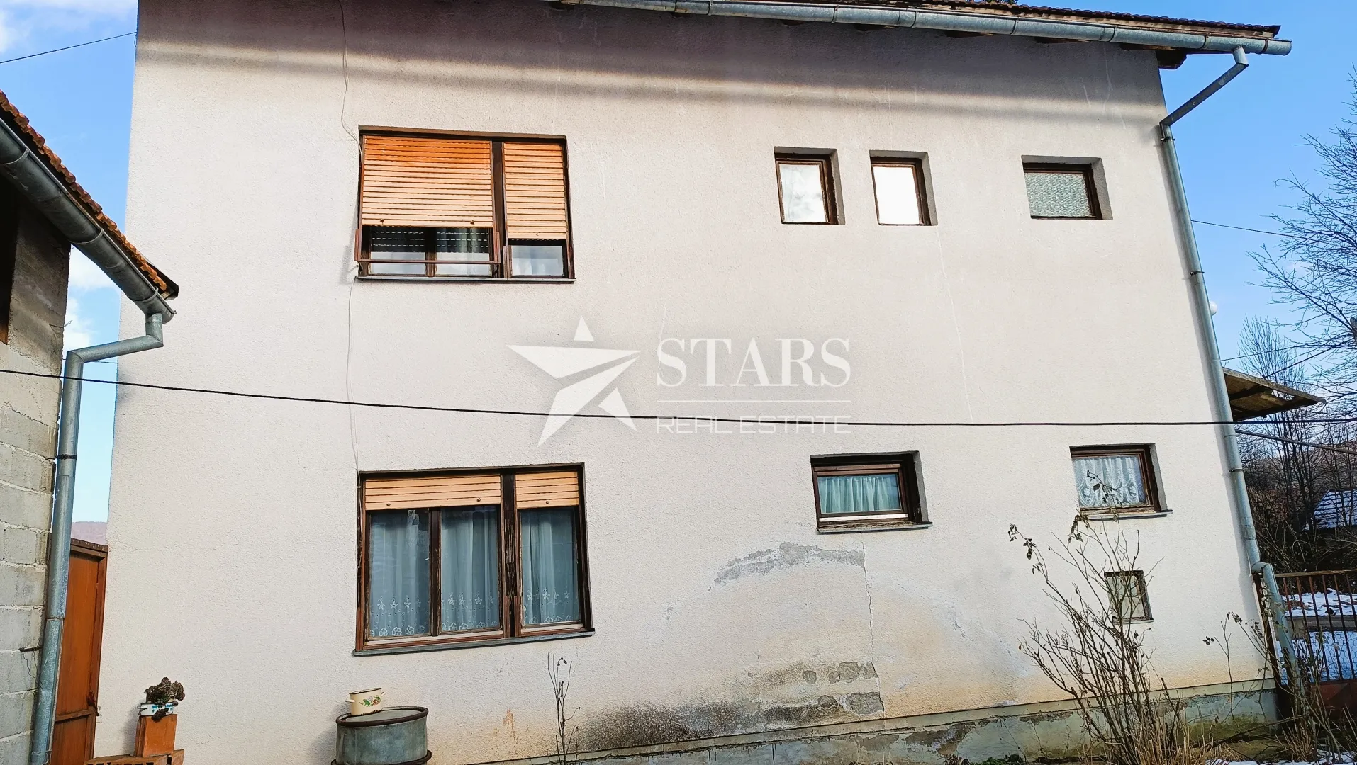 plaški - kuća s gospodarskim zgradama i oranicom - slika 2