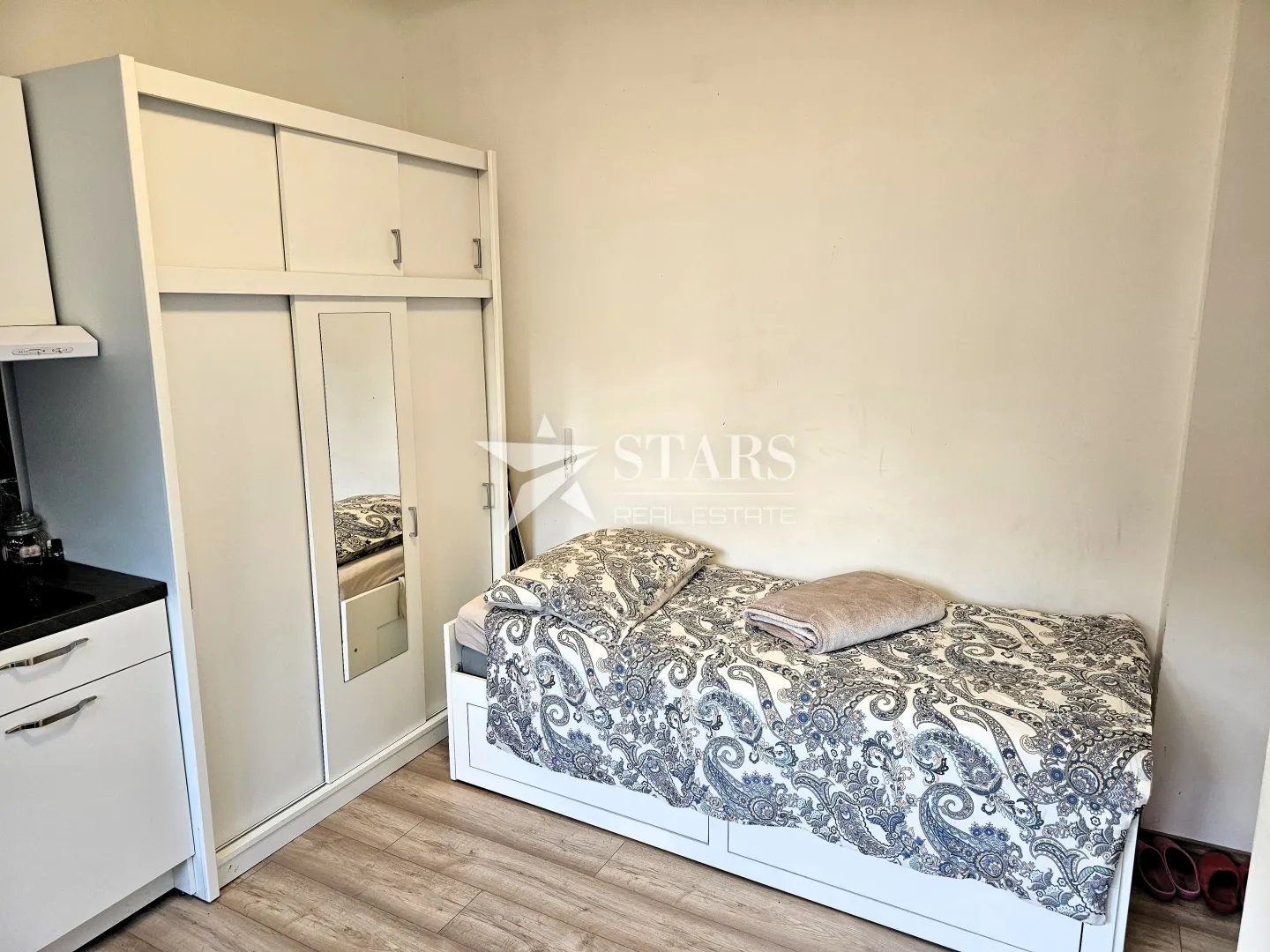 rijeka, širi centar, adaptirana dva stana, 1s+db + garsonijera - slika 9