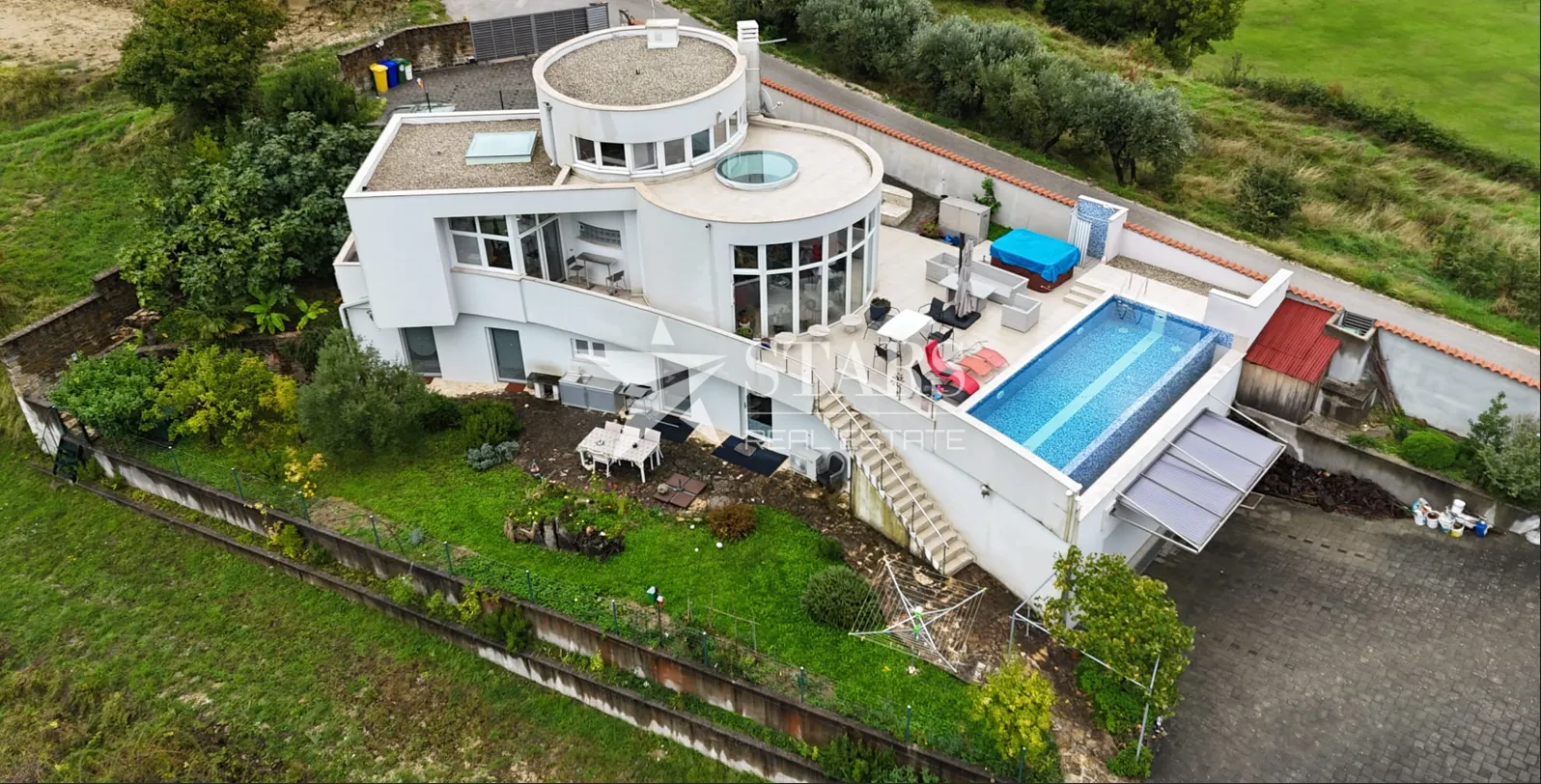 Istra, Momjan – Luksuzna vila s bazenom - Momjan, Buje