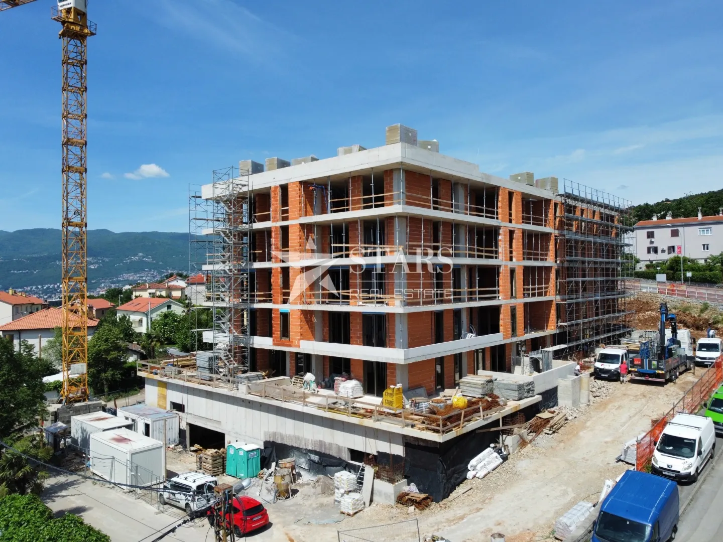 rijeka, zamet luksuzni 3s+db stan prizemlje - slika 26