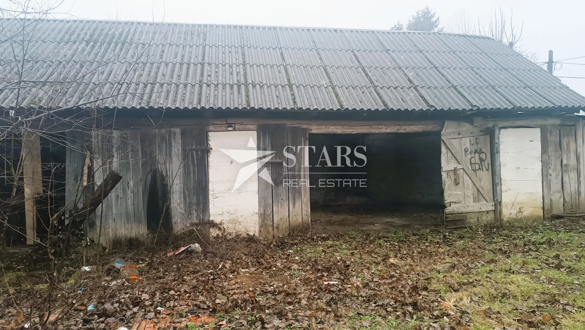 plaški - građevinsko zemljište 1005 m2 sa starim imanjem - slika 9