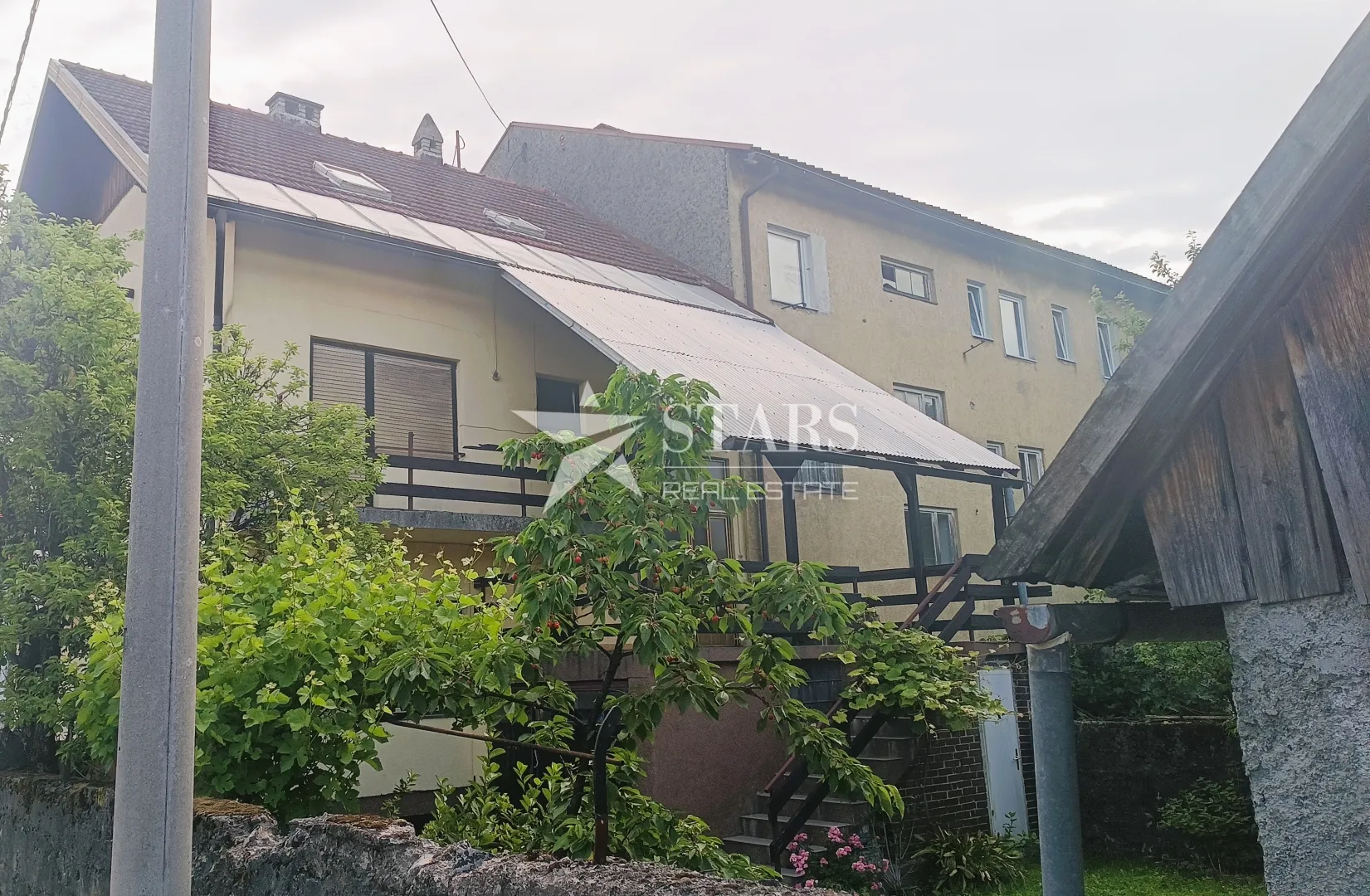 Ogulin - VIŠENAMJENSKA NEKRETNINA U CENTRU GRADA (290 m2)