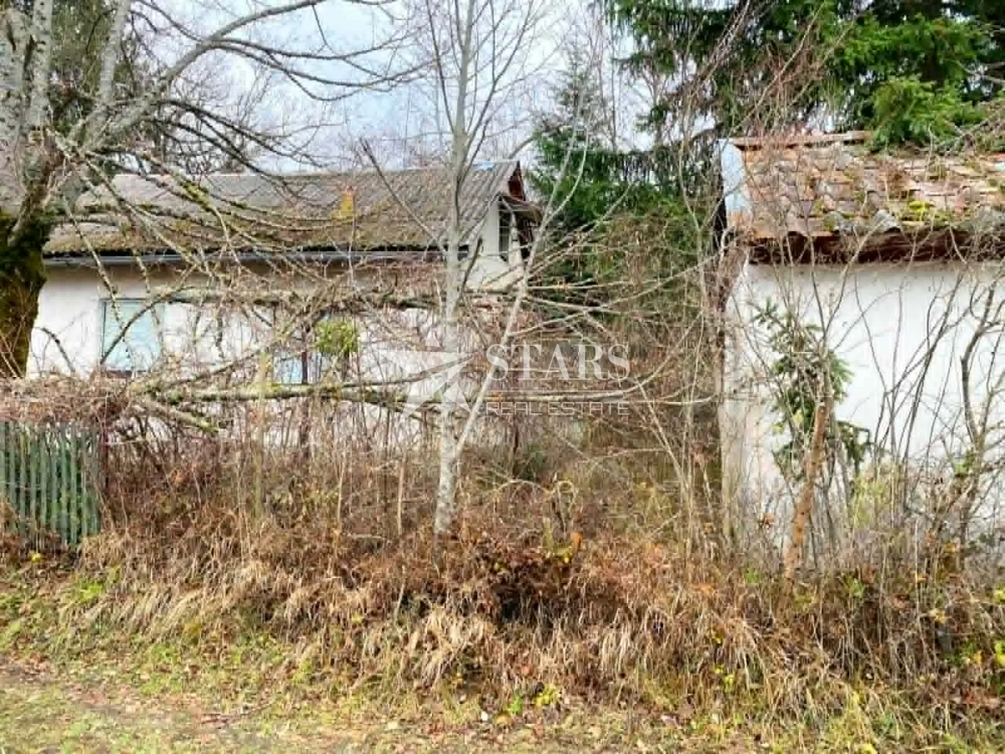 gospić, bilaj - manja kuća sa zemljištem 2144 m2 - slika 2
