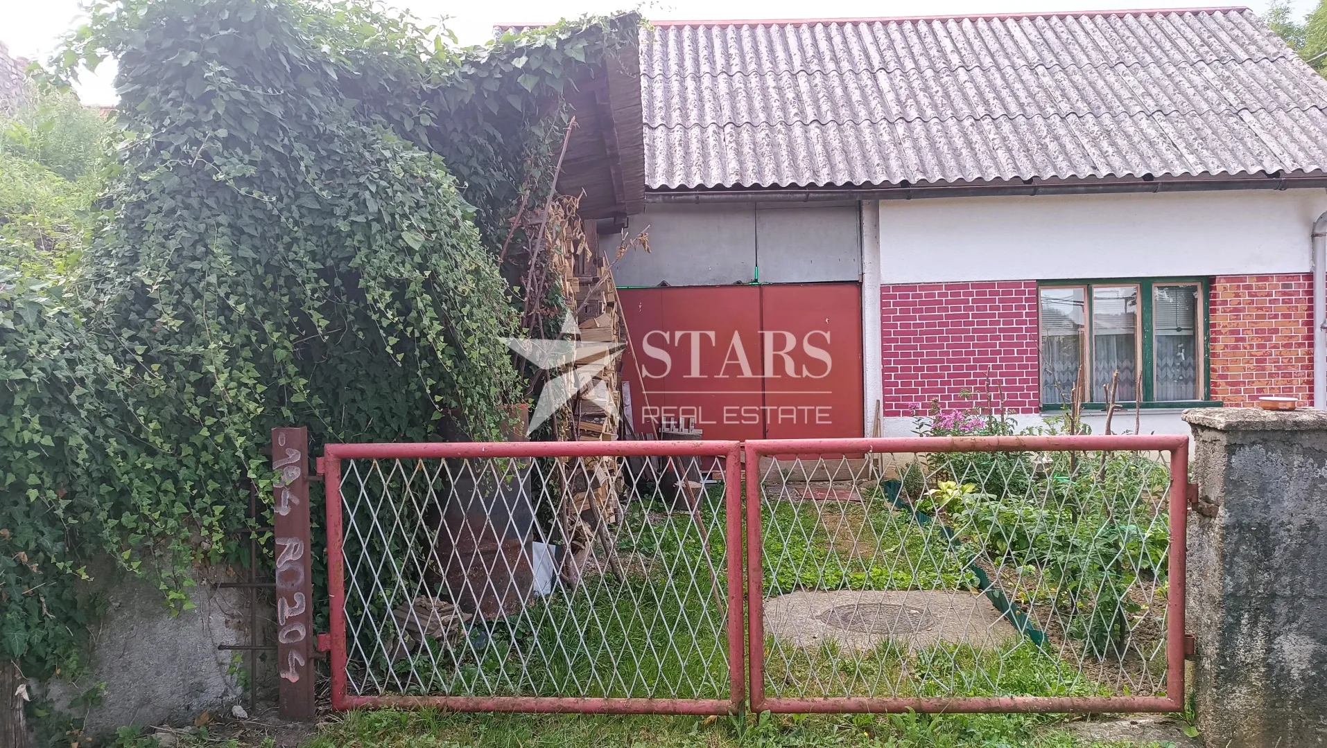 ogulin -prizemnica 97 m² s voćnjakom i pomoćnim objektima, 1.871 m² parcela - slika 4