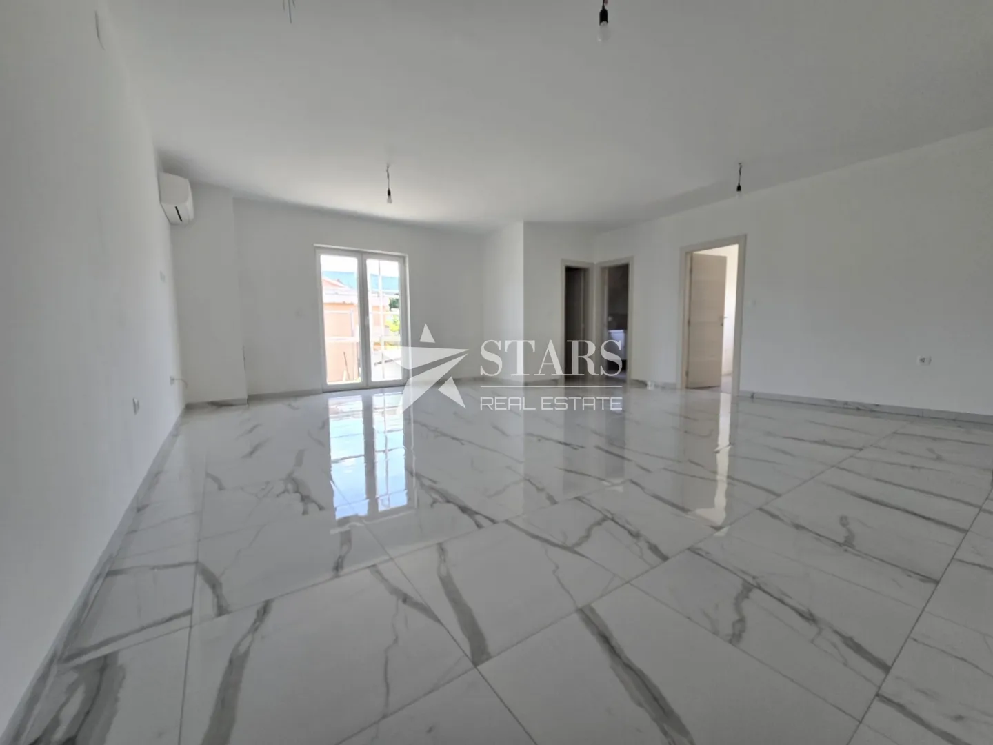 buzet, 1s+db stan u novogradnji, centar - slika 3