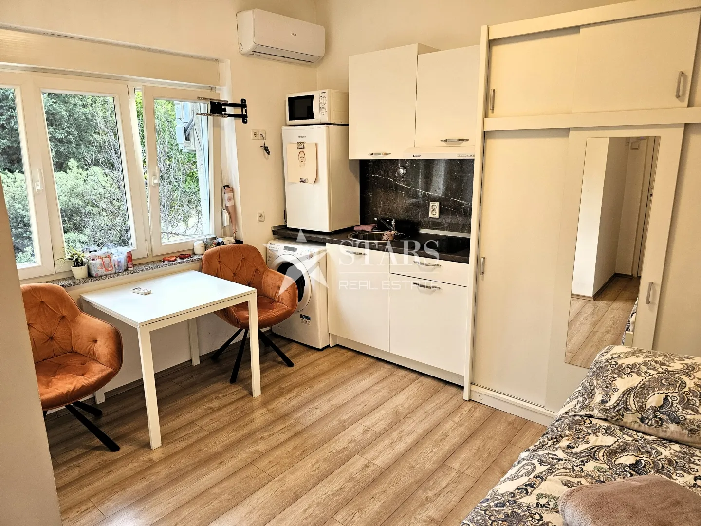 rijeka, širi centar, adaptirana dva stana, 1s+db + garsonijera - slika 7