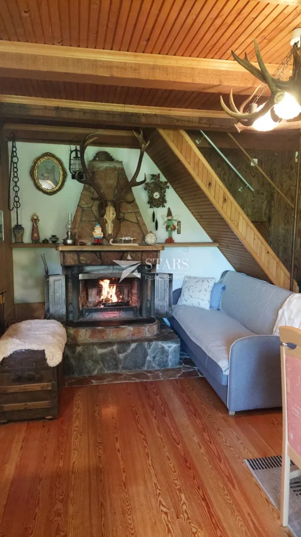 zlobin, kuća okružena prirodom - slika 3