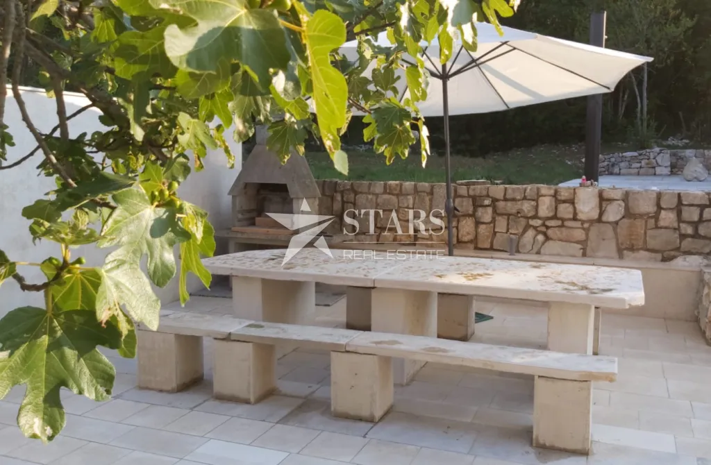 istra, labin – velika apartmanska kuća s bazenom i otvorenim pogledom na more - slika 15