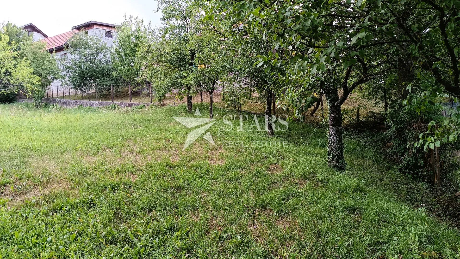 ogulin -prizemnica 97 m² s voćnjakom i pomoćnim objektima, 1.871 m² parcela - slika 31