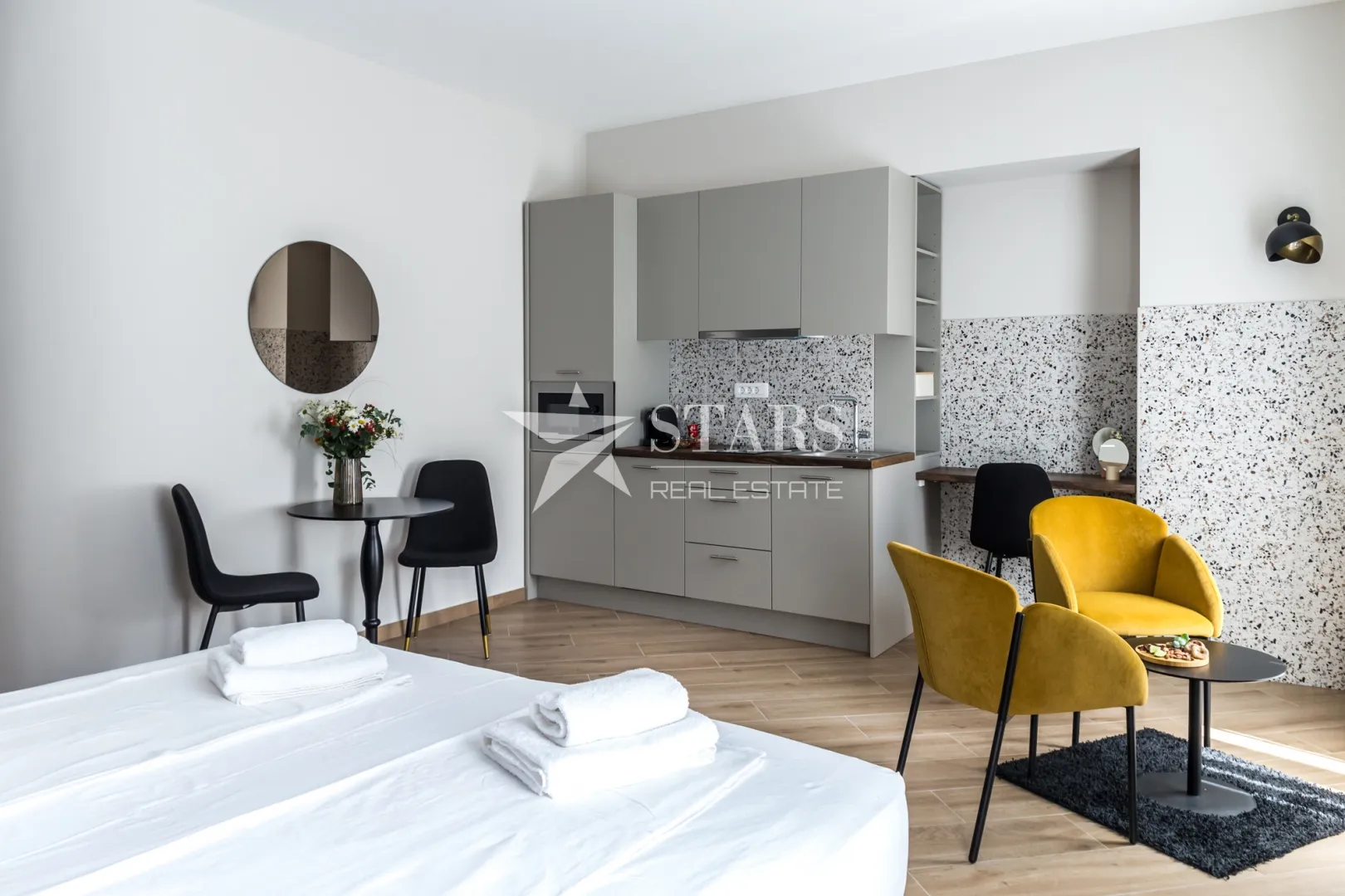 rijeka, centar - stan 150 m2 izveden u 3 apartmana - prilika za investiciju - slika 4