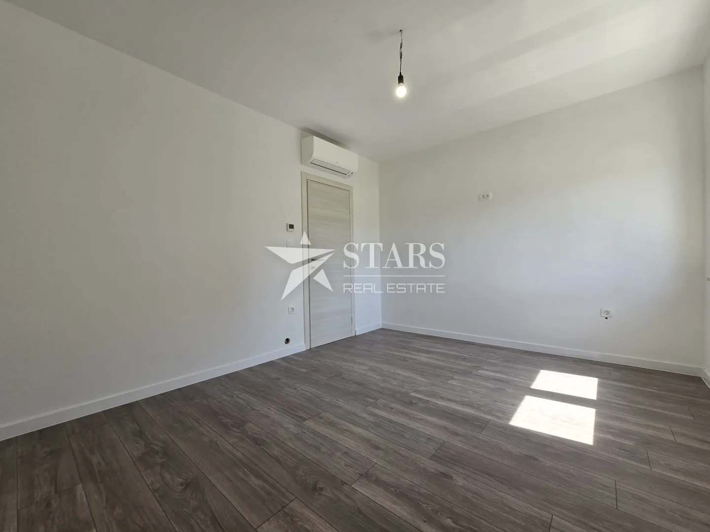 buzet, 1s+db stan u novogradnji, centar - slika 5