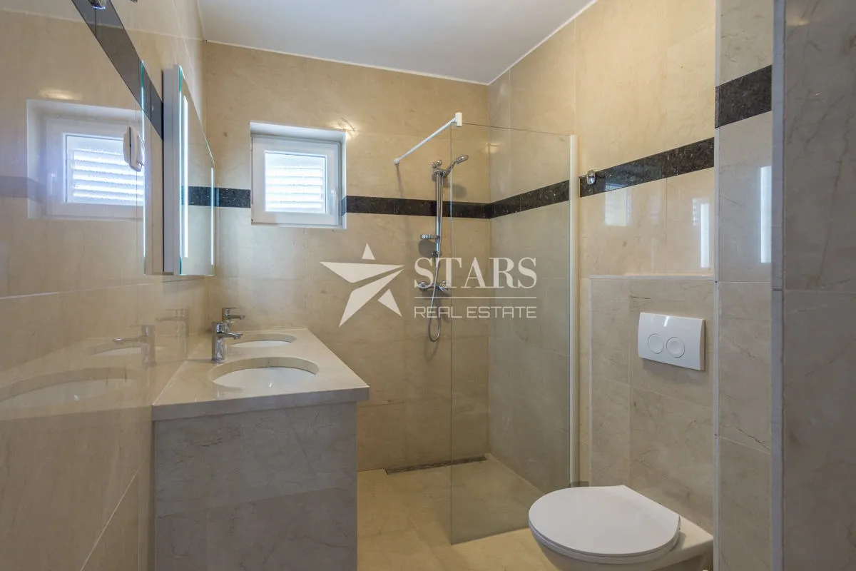 istra, labin - apartmanska kuća s bazenom i panoramskim pogledom na more - slika 14