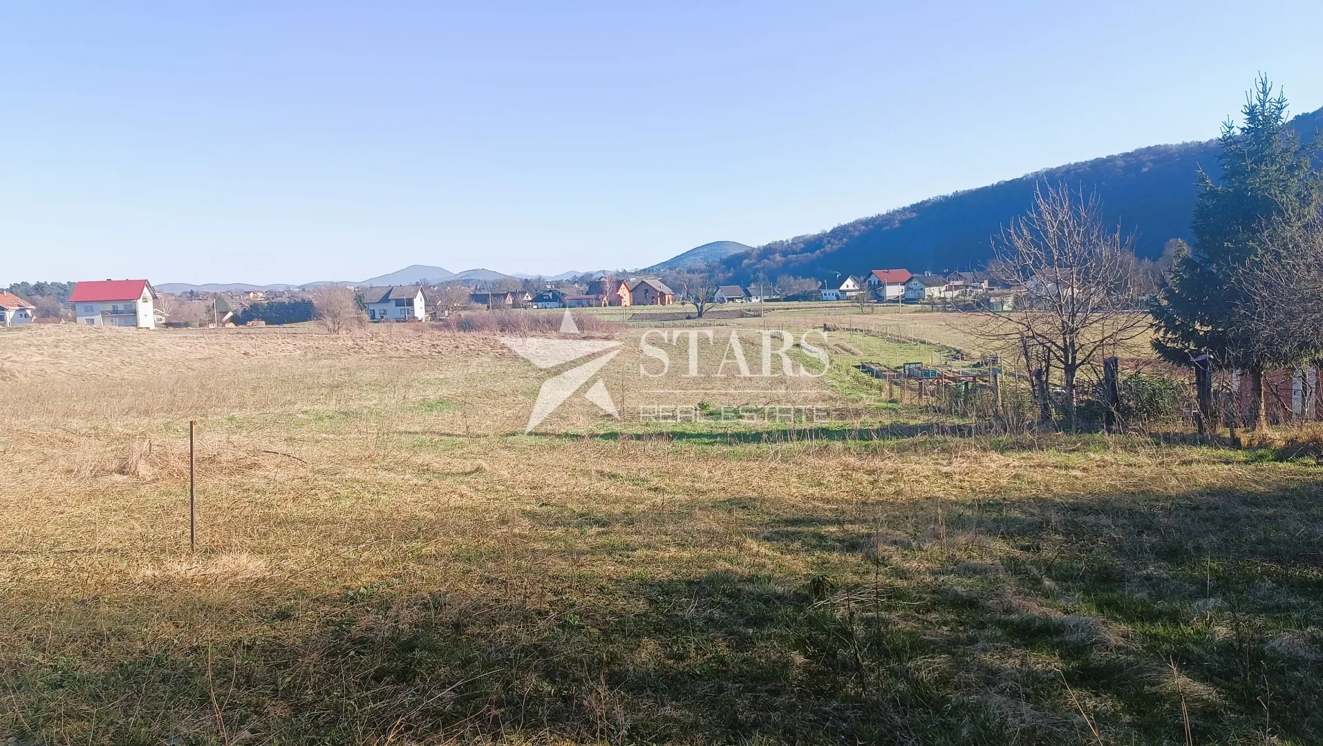 Ogulin , Zemljište uz rijeku Dobru – mjesto gdje priroda postaje dom