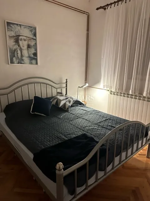 gorski kotar, delnice - centar, kuća sa dva stana i garažom - slika 7