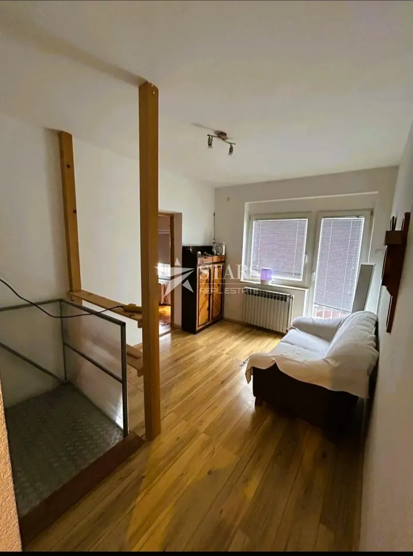 vrbovsko - predivna kuća s gospodarskom zgradom i prostranom okućnicom - slika 10