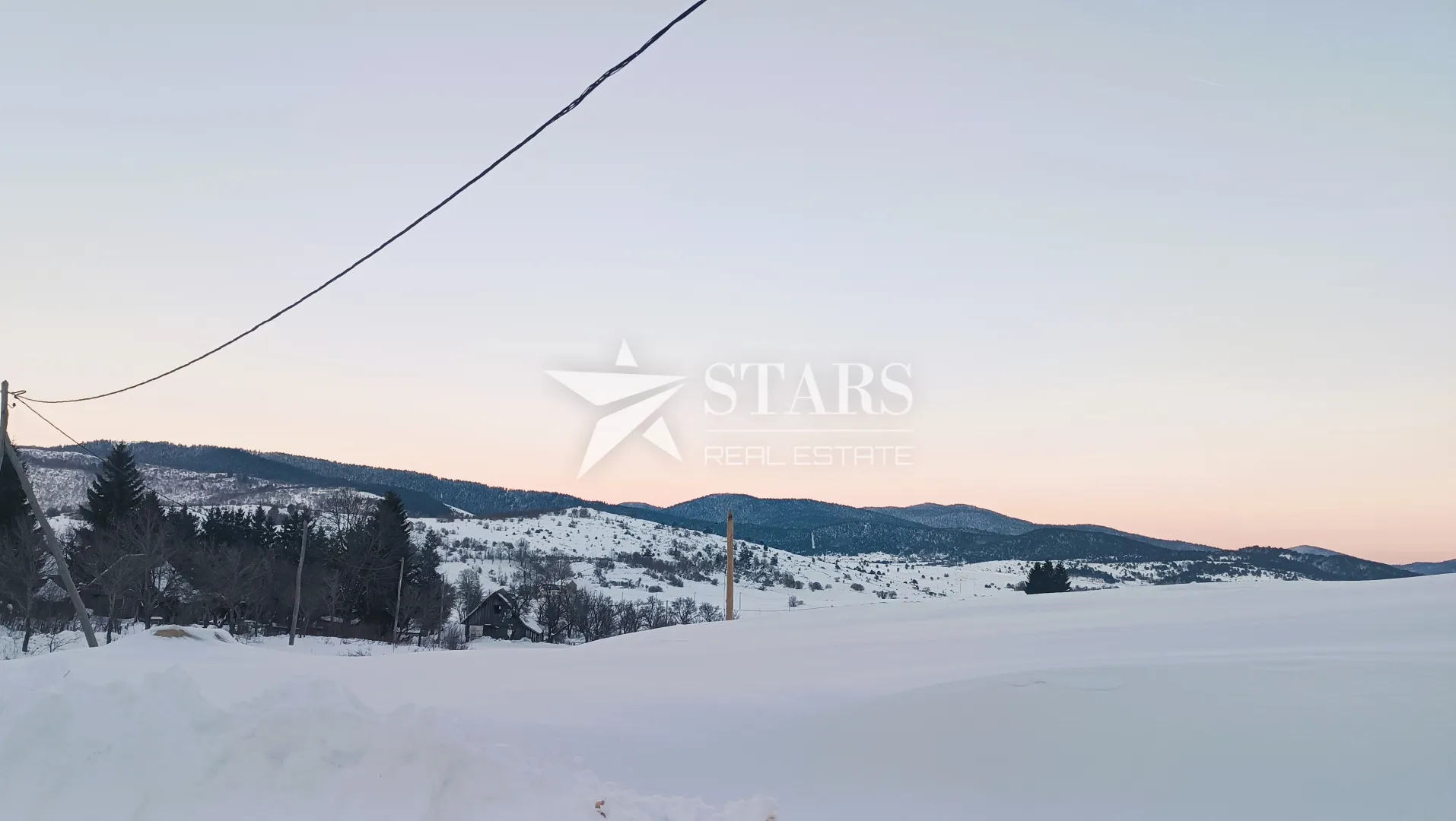 otočac - prodaje se kuća površine 180 m2 - slika 7