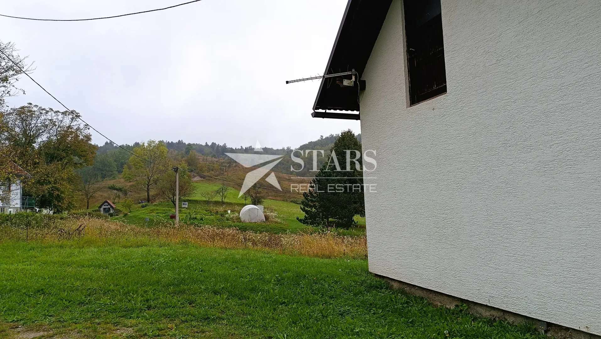 josipdol - kuća s okućnicom i dvorišnom zgradom – 8 km od centra - slika 5