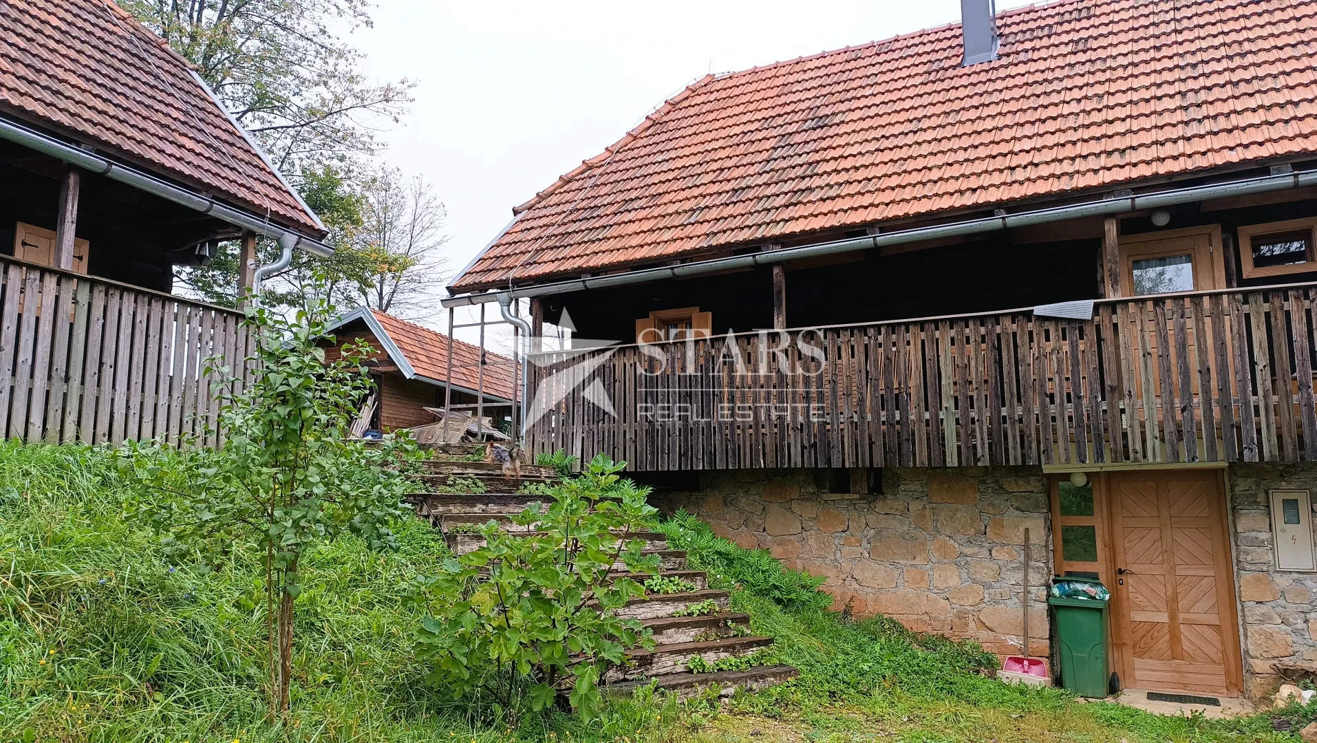 josipdol - dvije drvene kuće s 4 apartmana na velikom zemljištu - slika 4