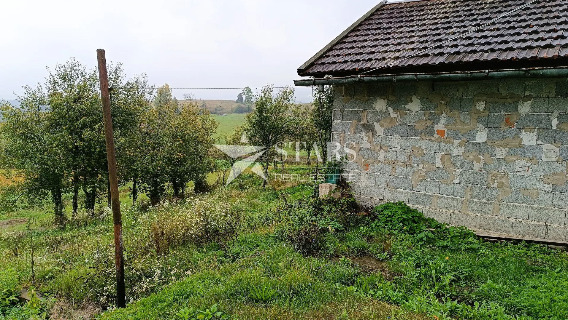 josipdol - kuća s okućnicom i dvorišnom zgradom – 8 km od centra - slika 7
