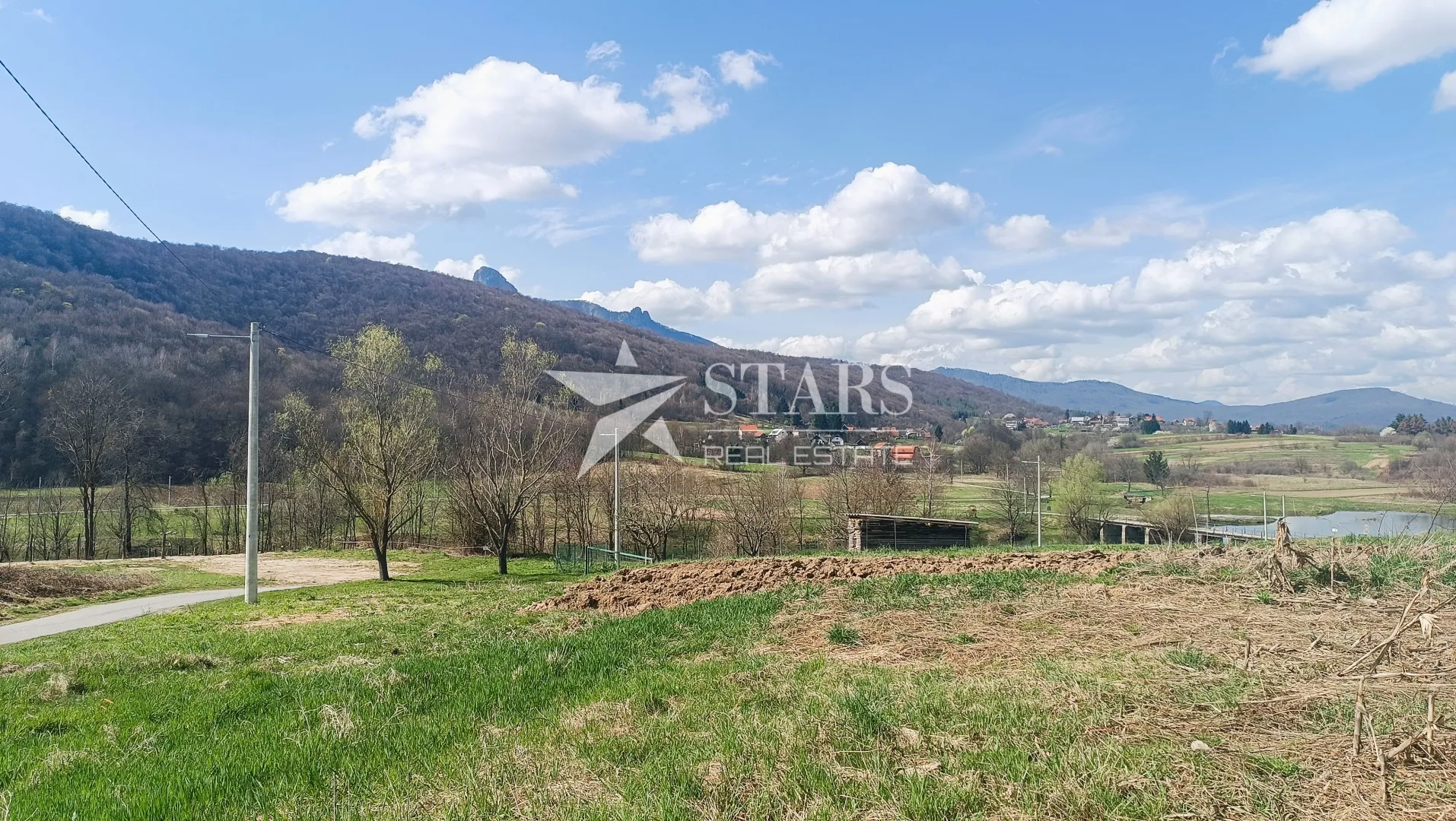 ogulin - u ponudi je građevinsko zemljište ukupne površine 1.374 m² - slika 2