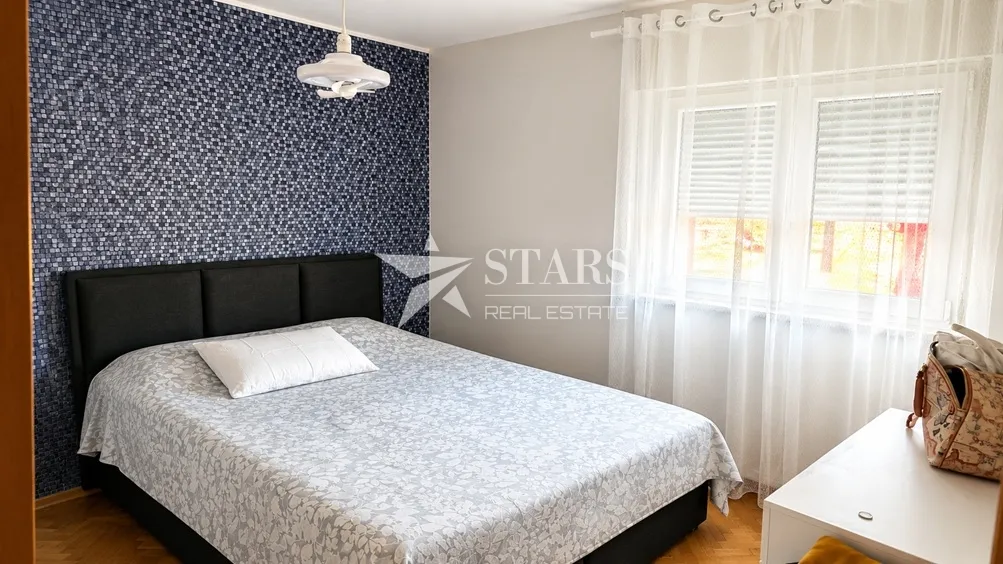 srdoči - 3s+db, dvoetažni stan - 85,59 m² - slika 2