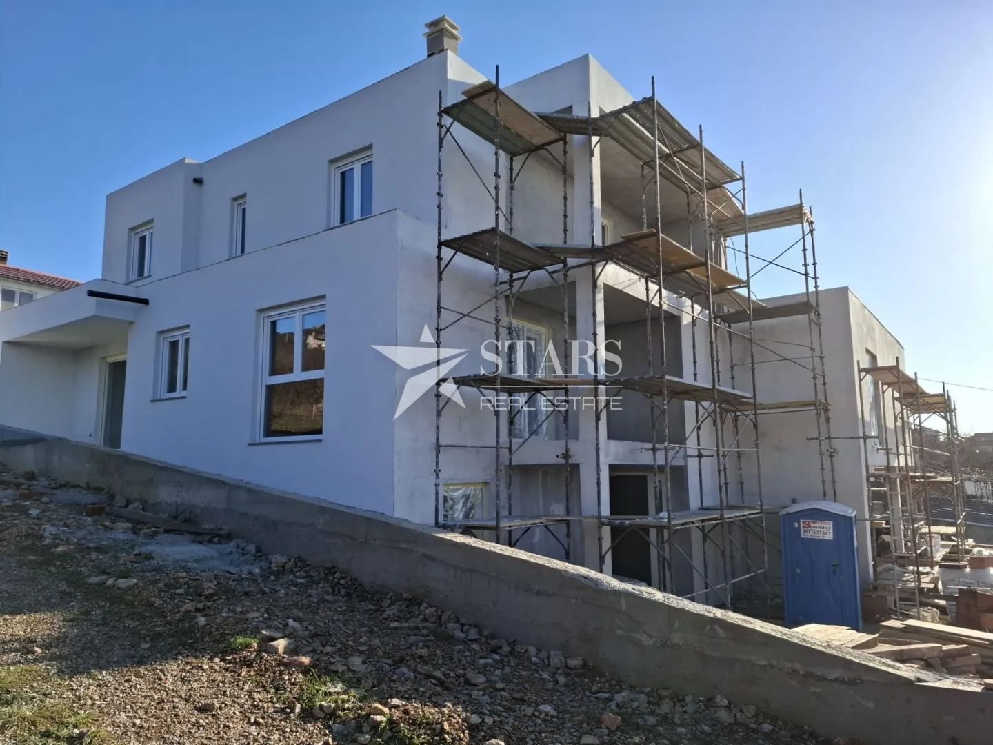 hreljin – novogradnja | 2s+db u prizemlju s okućnicom i pogledom na more - slika 6