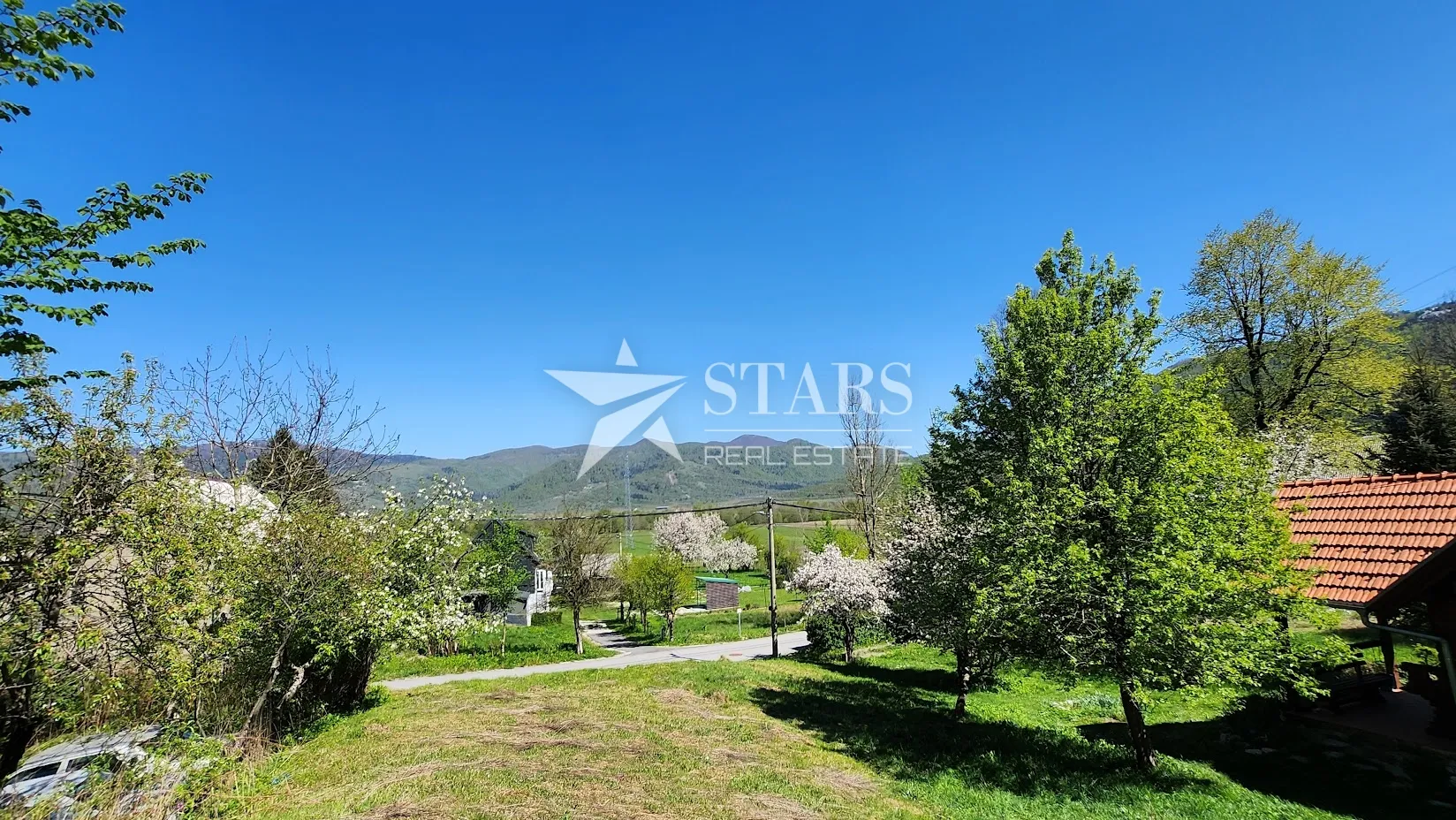 gorski kotar, lič - građevinski teren 1065 m2 - slika 2