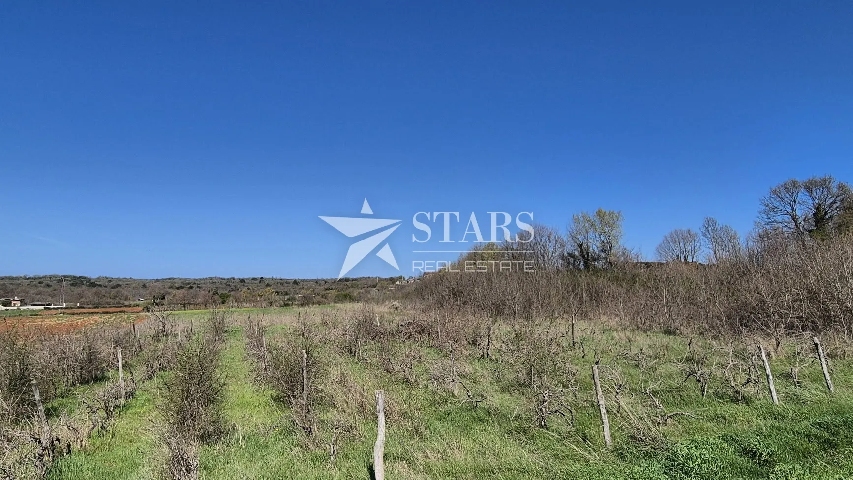 istra, rakalj - teren 7.138 m2 idealan za sportsko/rekreacijsku namjenu - slika 4