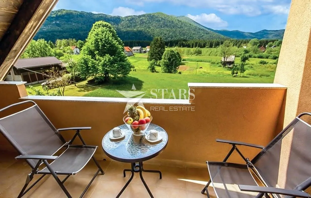 bjelolasica, jasenak - apartman 55 m2 2sb+db - slika 11