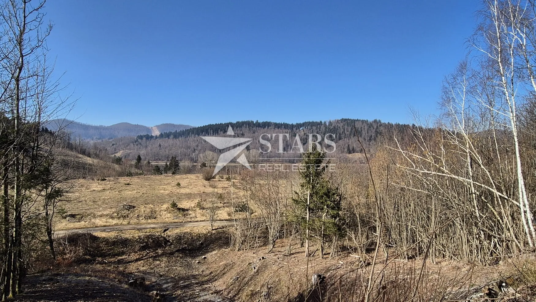 gorski kotar, fužine - građevinski teren sa pogledom na jezero - slika 9