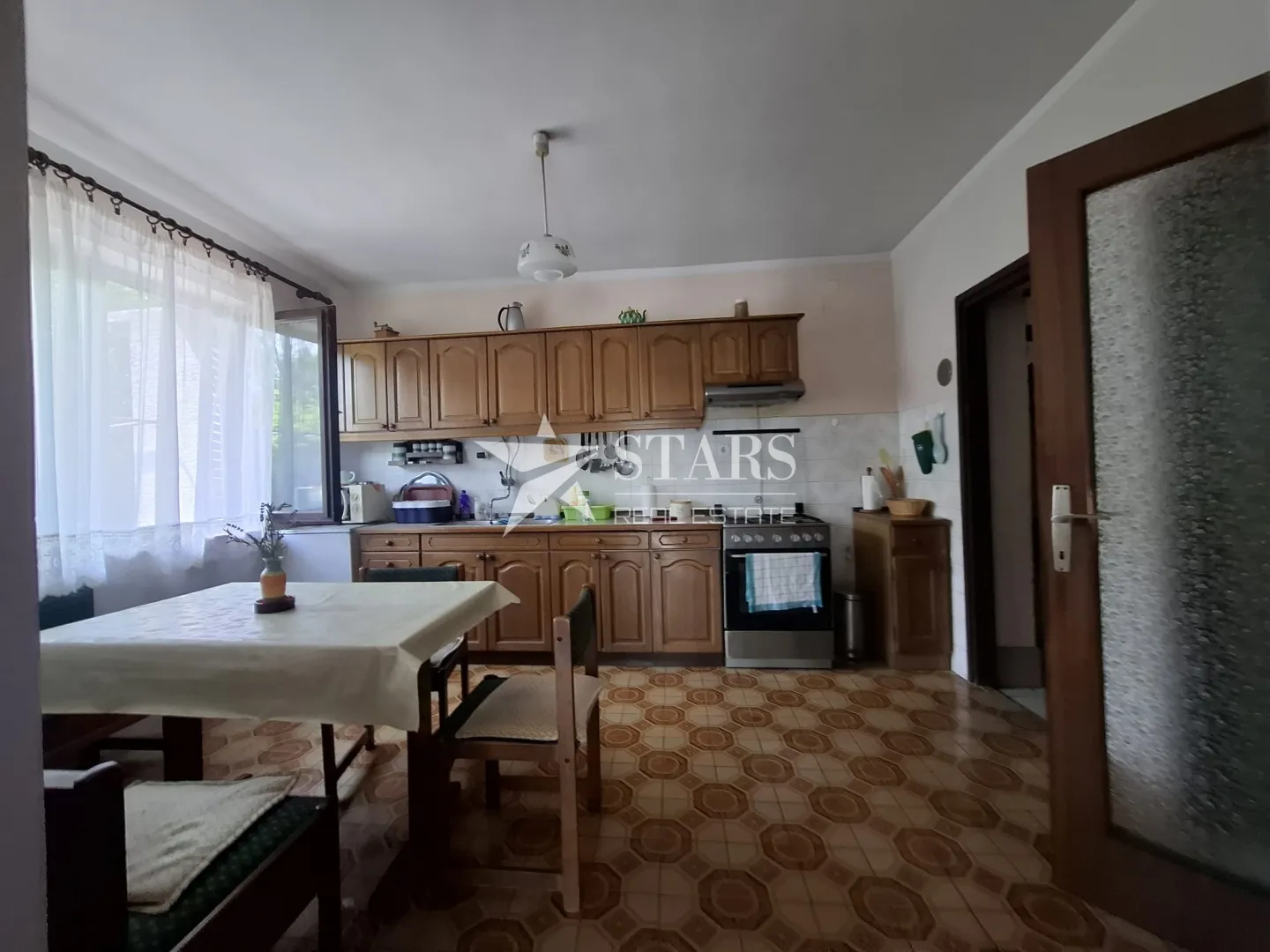 grižane - obiteljski dom u zelenom okruženju - slika 5