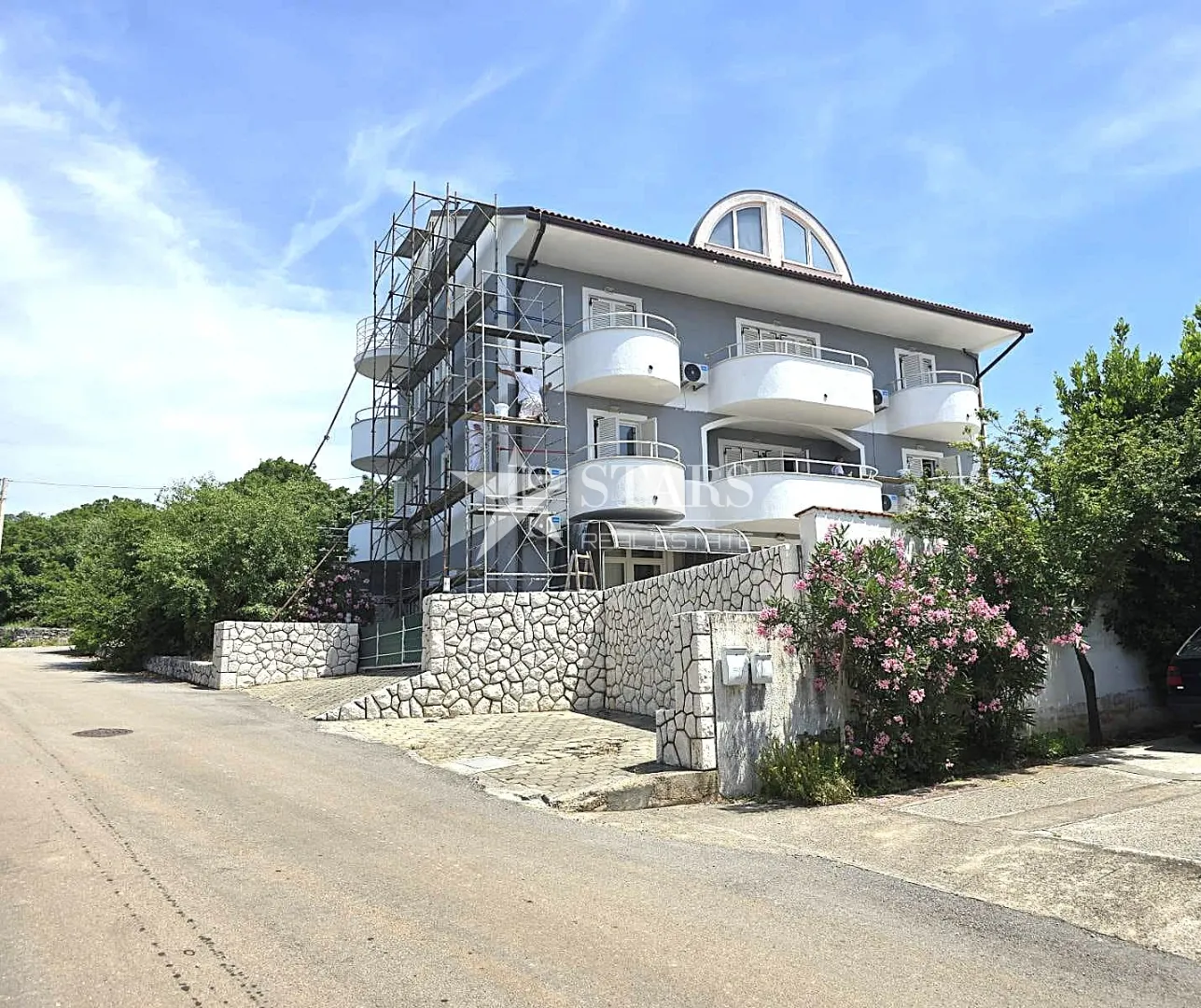 novi vinodoski, povile, kuća p+3 blizu mora, panoramski pogled - slika 20