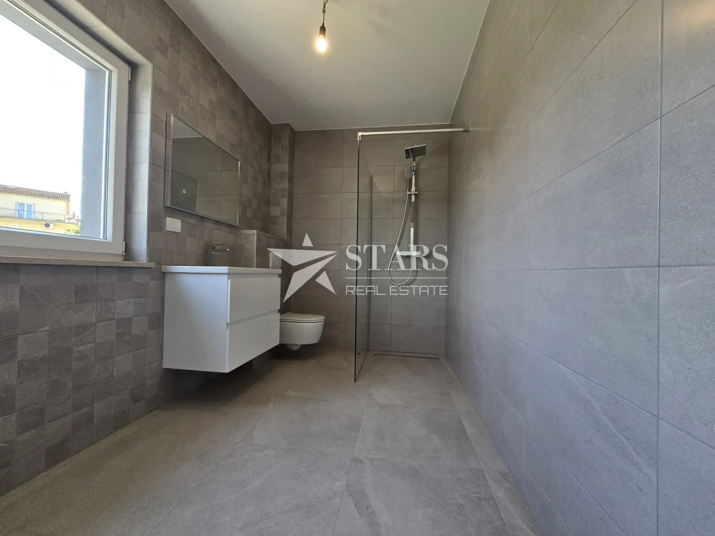 buzet, 1s+db stan u novogradnji, centar - slika 13