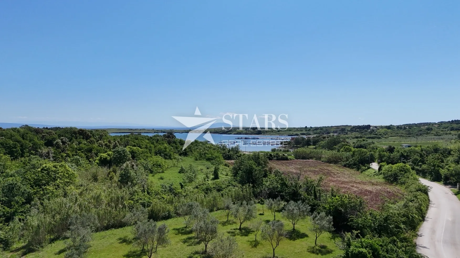 istra, ližnjan - građevinski teren stambene namjene 9463 m2 - slika 4