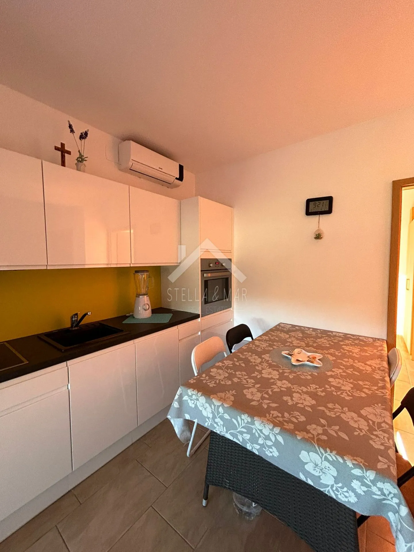 dvosobni apartman sa vrtom - vir - slika 4