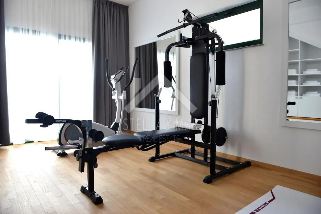 villa sa bazenom na atraktivnoj lokaciji - vir - slika 29