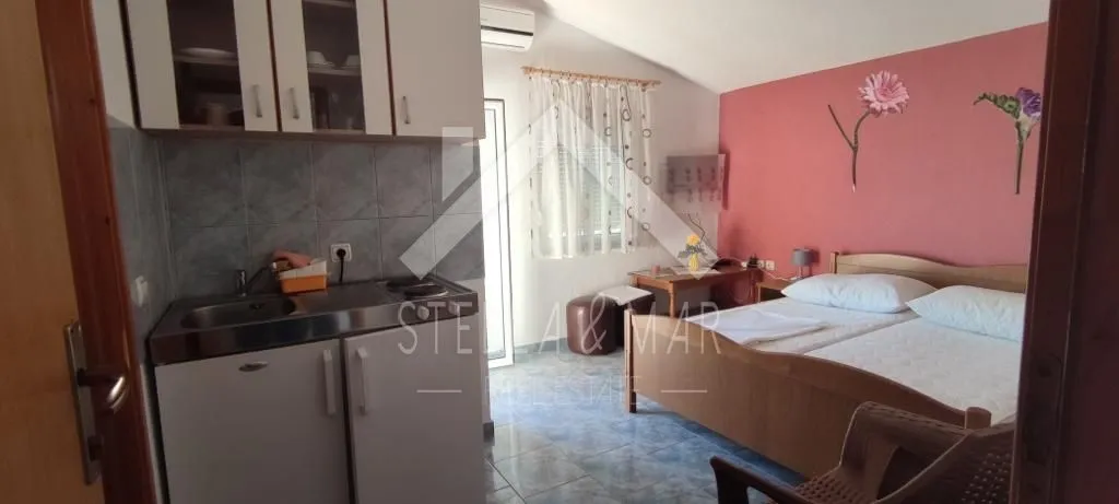 stambeno poslovni objekt sa 7 apartmana - vir - slika 51