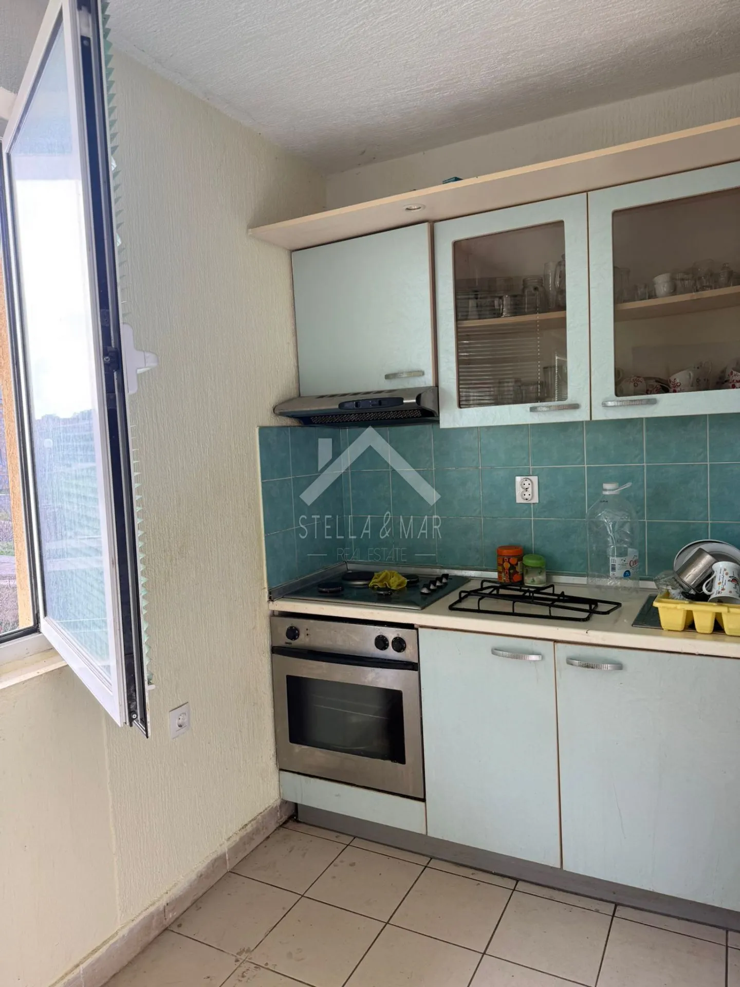 kuća sa tri stana i prostranom okućnicom od 1233m2,centar - vir - slika 8