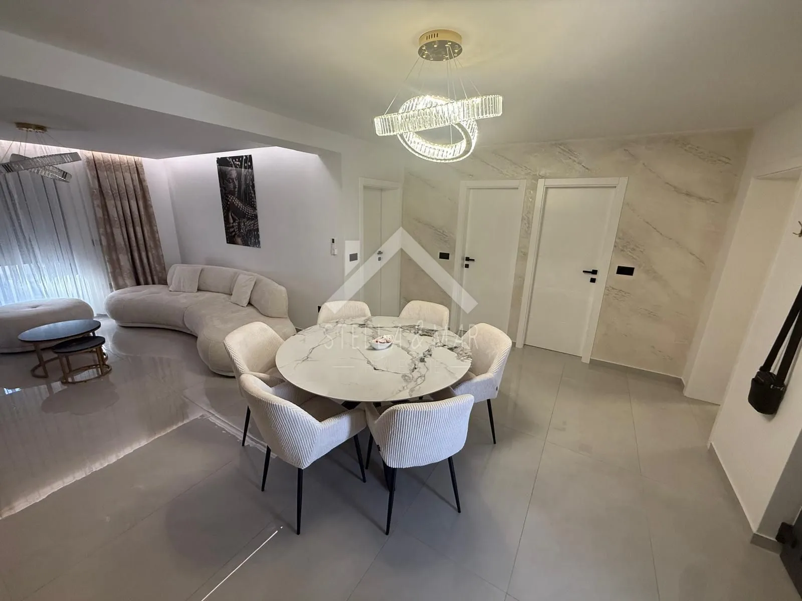 moderni dvosobni apartman sa bazenom - vir - slika 10