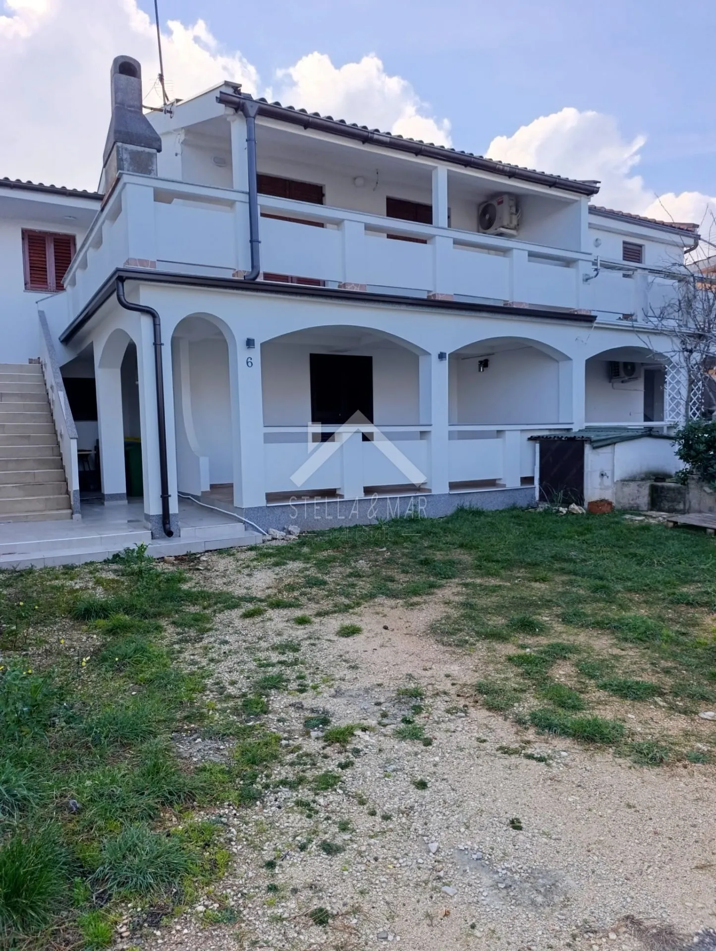 kuća sa dva stana 240m do mora, pogled - vir - slika 18