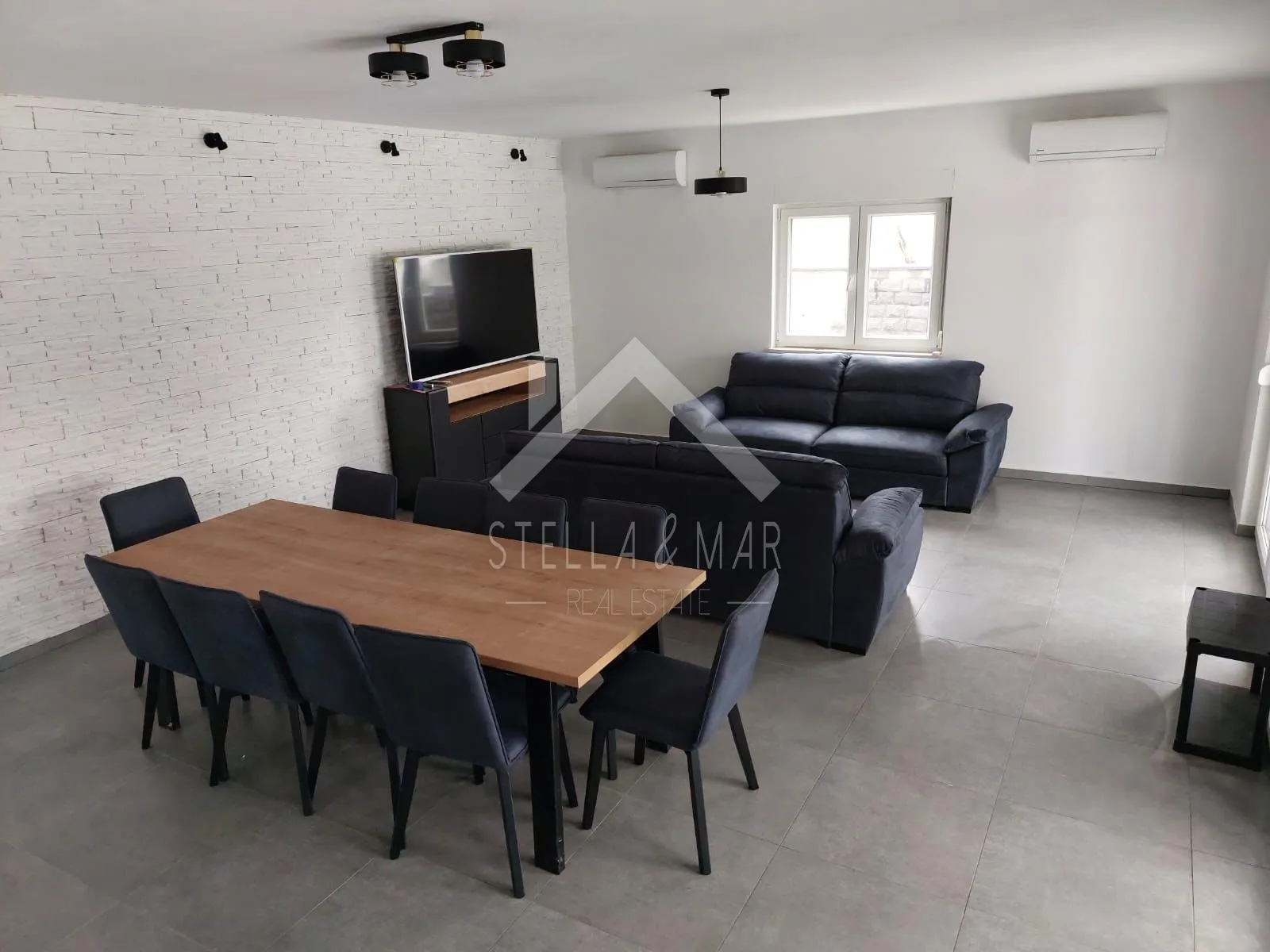 vila sa bazenom, velika okućnica - murvica - slika 11
